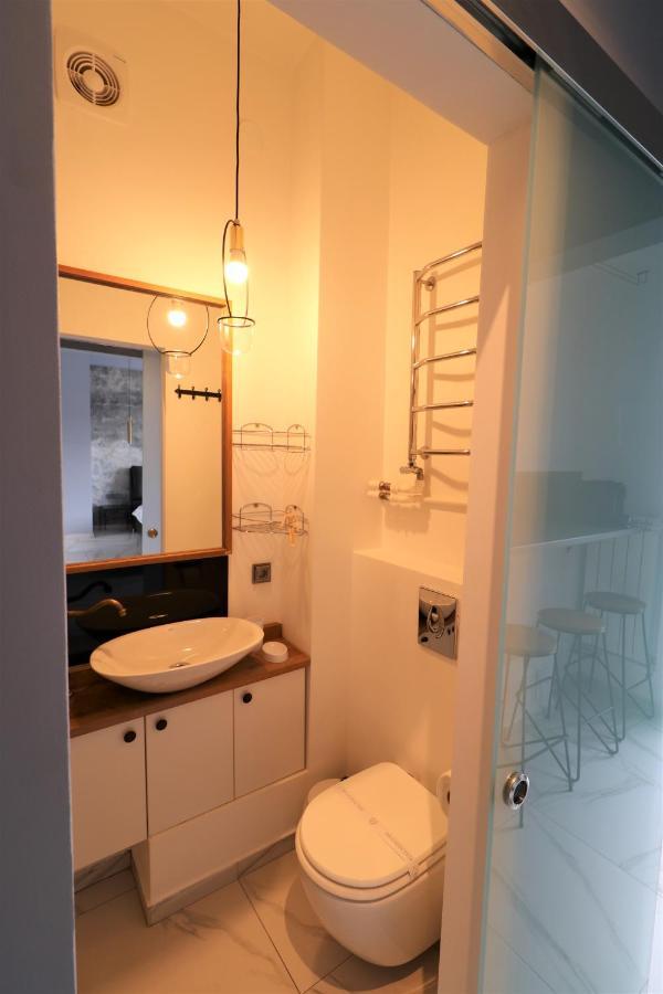 Deluxe Skyline Retreat Studio - Old Town 布加勒斯特 外观 照片