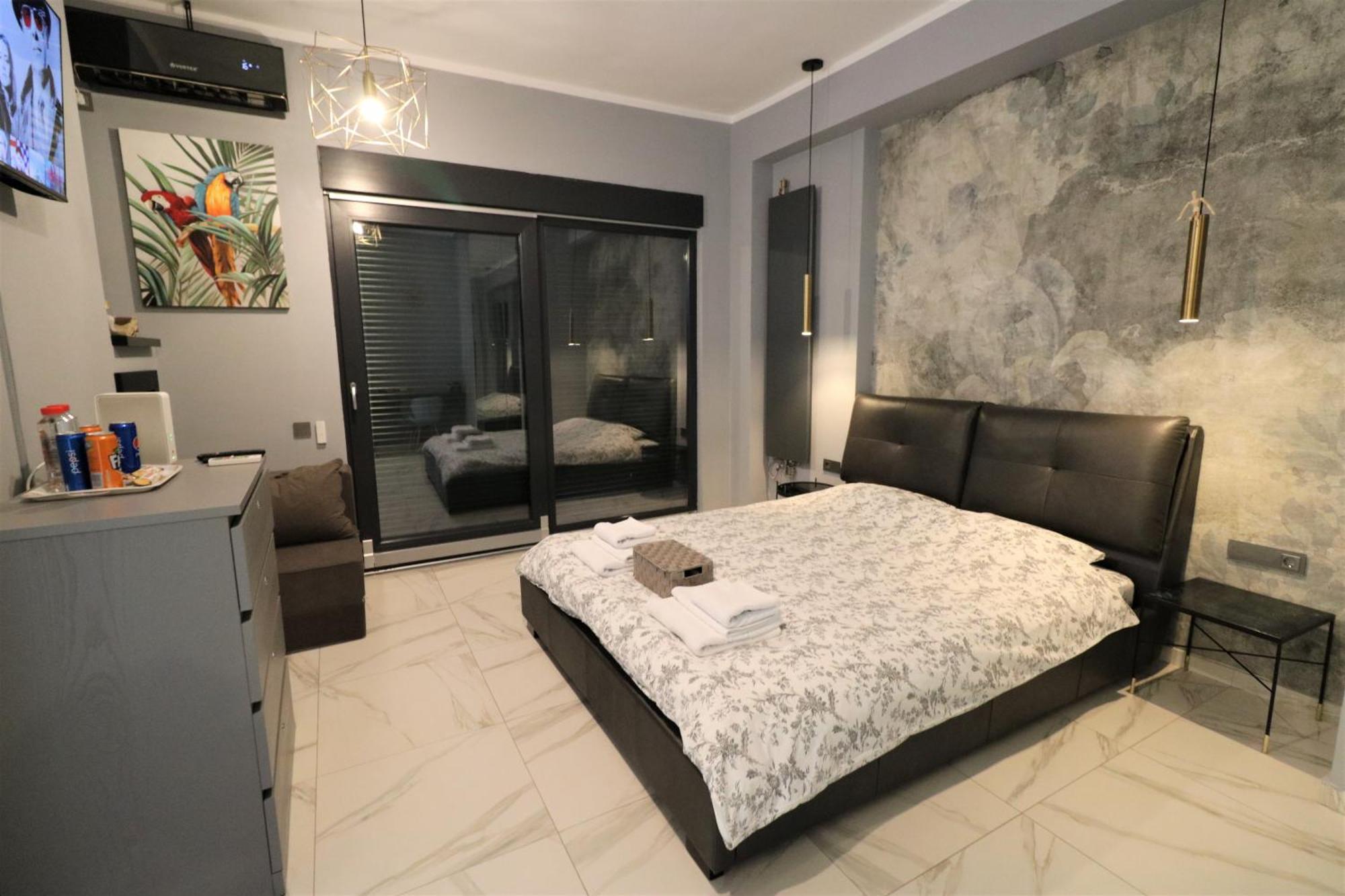 Deluxe Skyline Retreat Studio - Old Town 布加勒斯特 外观 照片