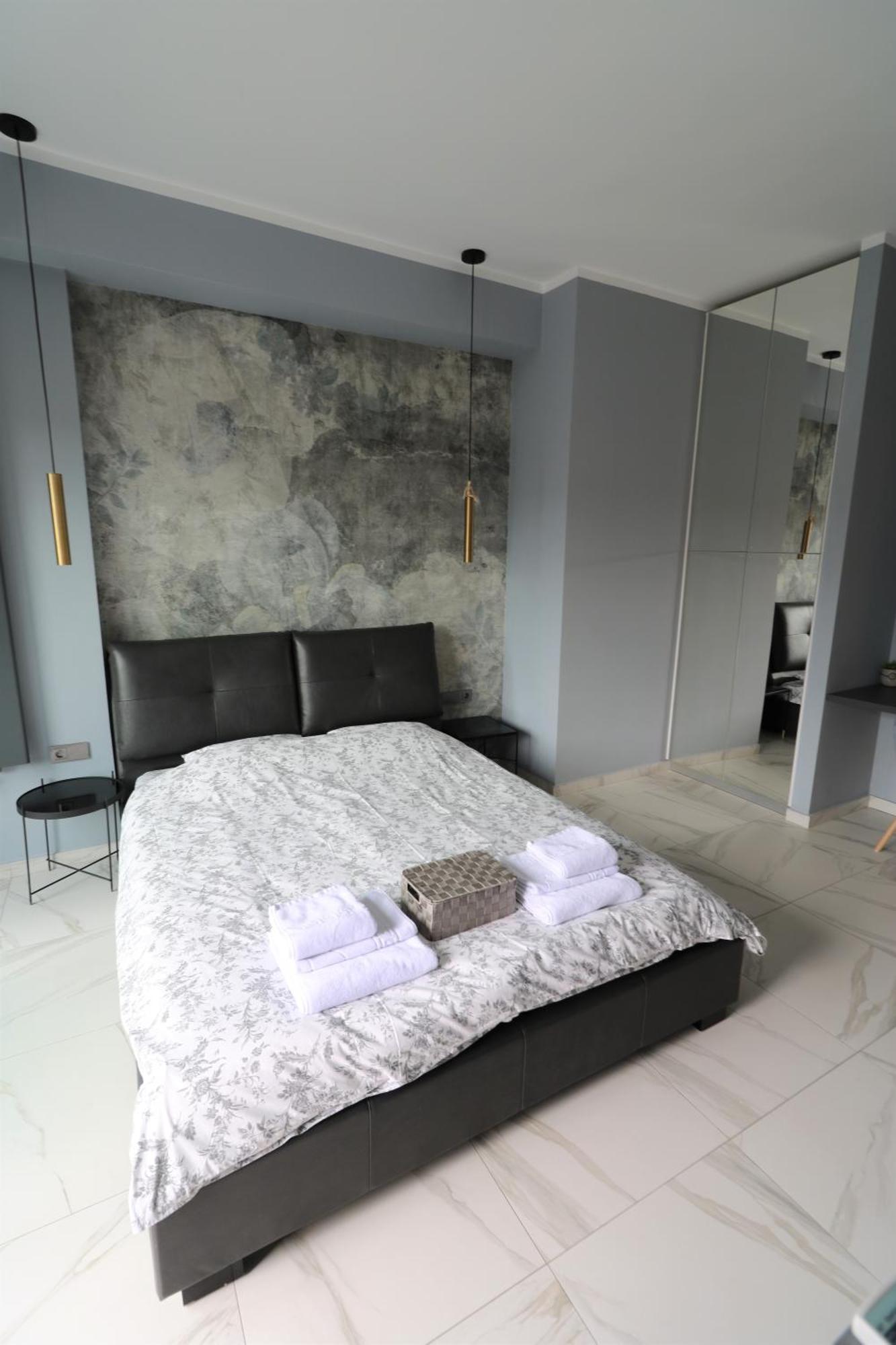 Deluxe Skyline Retreat Studio - Old Town 布加勒斯特 外观 照片