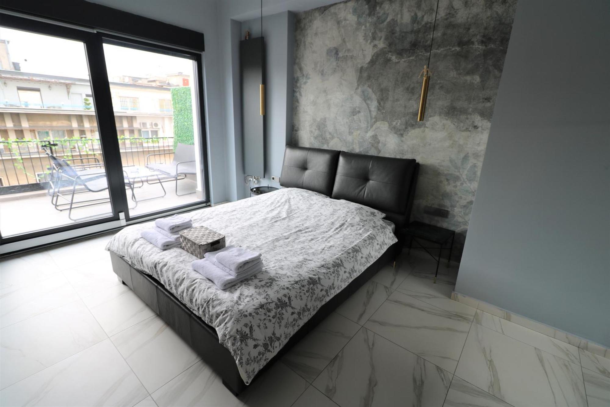 Deluxe Skyline Retreat Studio - Old Town 布加勒斯特 外观 照片