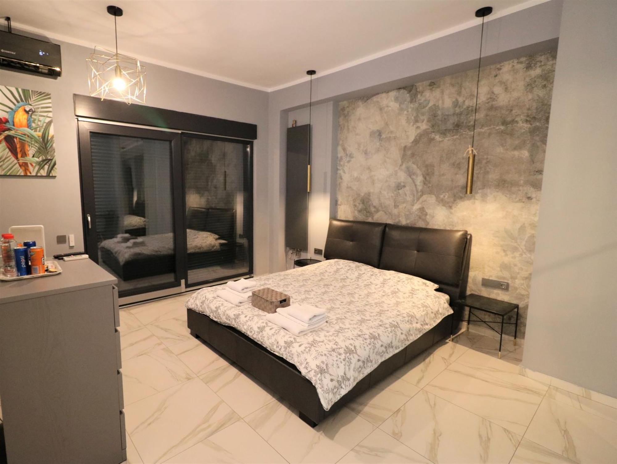 Deluxe Skyline Retreat Studio - Old Town 布加勒斯特 外观 照片